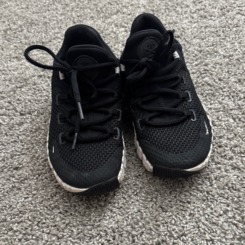 Nike Metcon Black and White Lifting Shoes